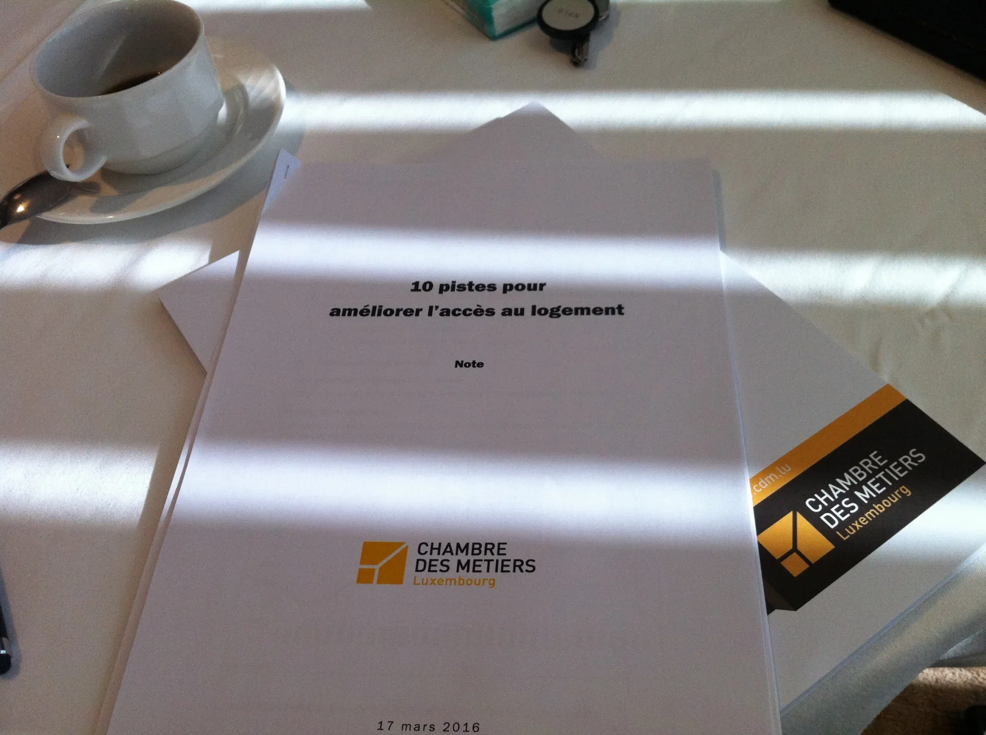 Petit-déjeuner presse 10 pistes pour améliorer l'accès au logement dossier de presse