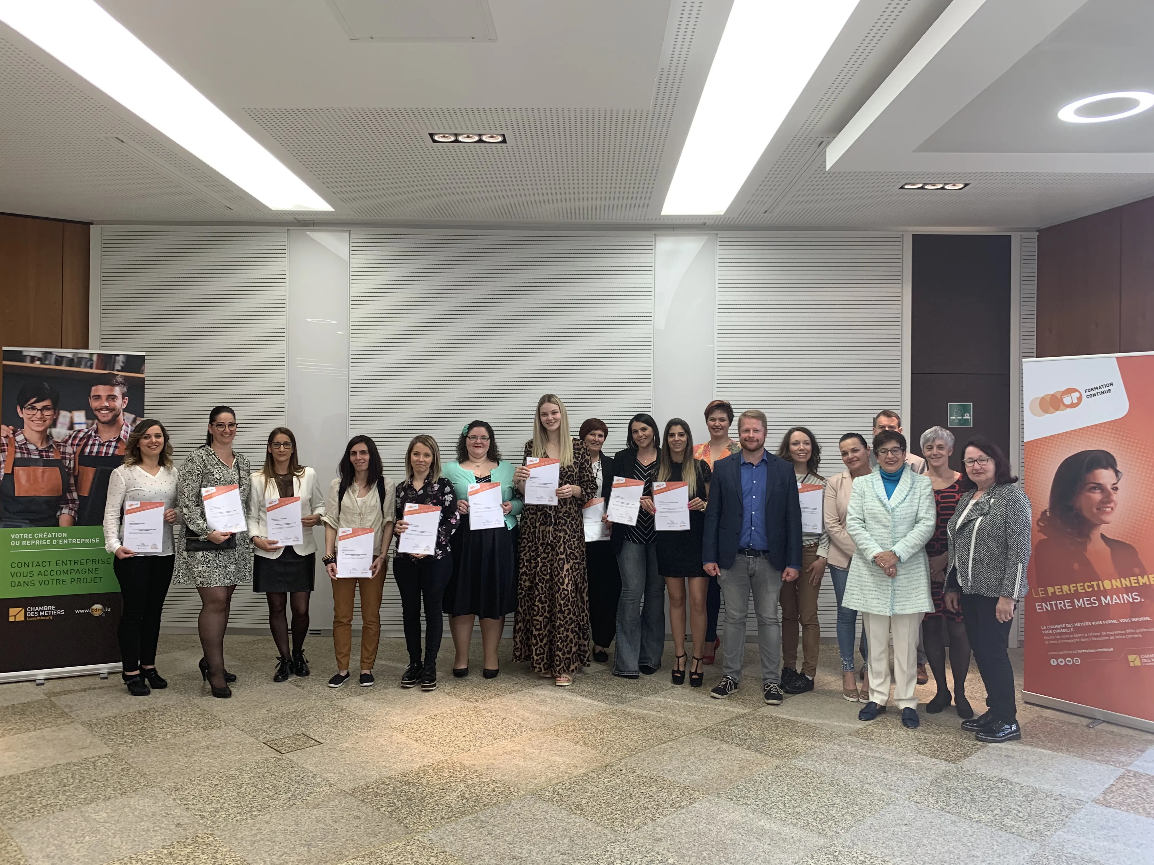 Remise des certificats de réussite « Manucure-maquilleur » et  « Retoucheur de vêtements » - 2018