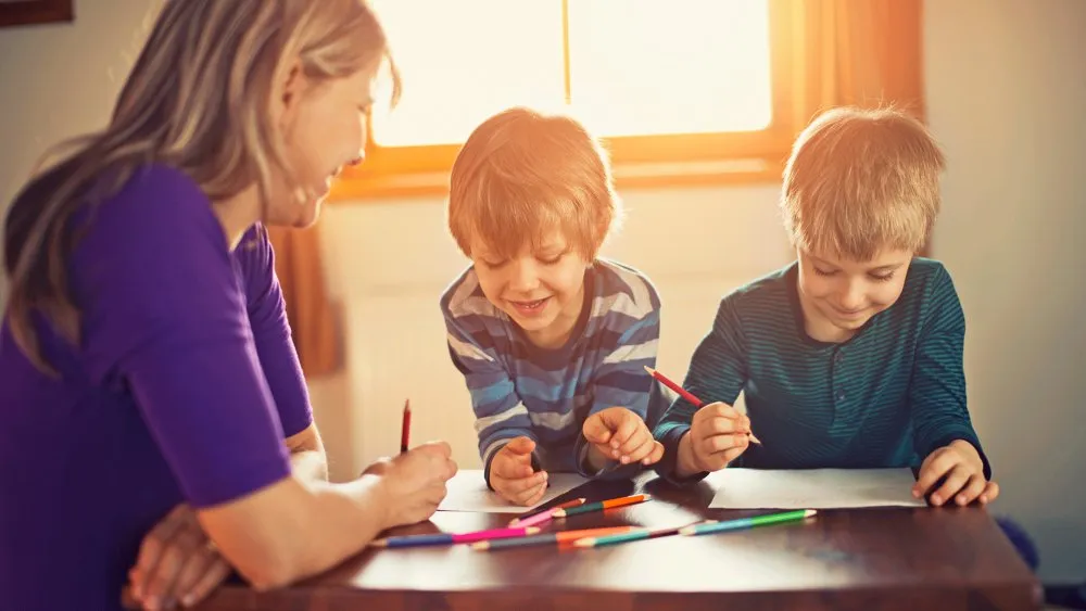 Actualité en droit du travail : des adaptations temporaires mais aussi plus définitives concernant le congé pour raisons familiales