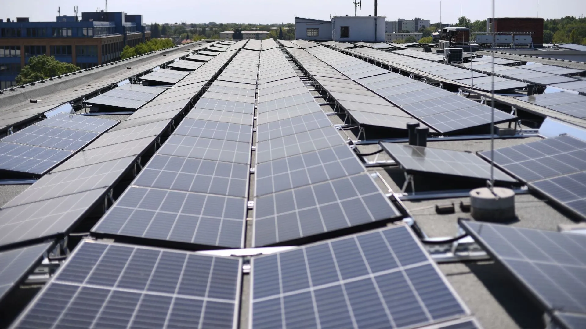 Veranstaltung „Nachhaltige Energieversorgung durch regionale Energiegemeinschaften – Lösungen und Praxisbeispiele“ Veranstaltung „Nachhaltige Energieversorgung durch regionale Energiegemeinschaften – Lösungen und Praxisbeispiele“